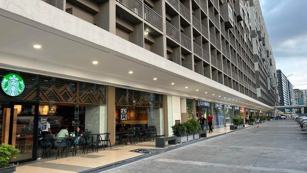 Cozy Staycation Near Moa & Airport Manila Philippines